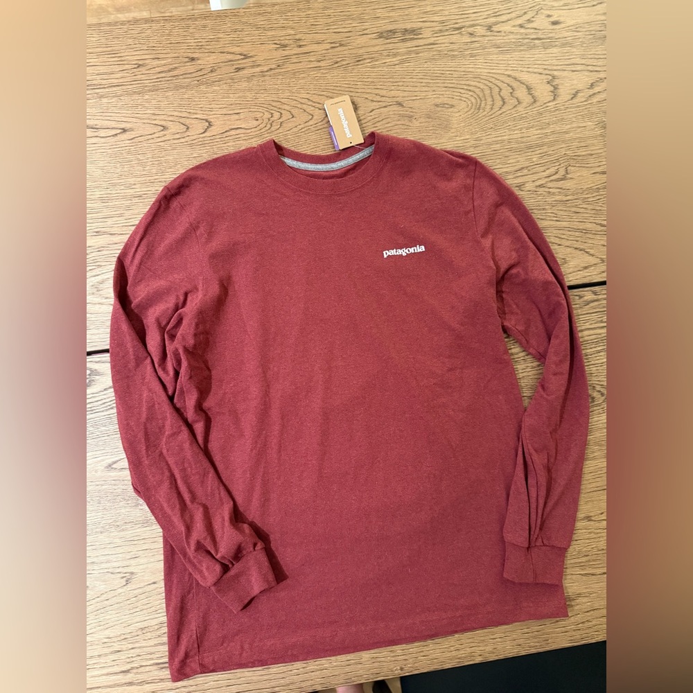 Patagonia Men's Maroon Long Sleeve Tee